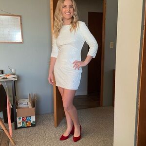 White sequin backless cocktail dress